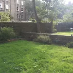 Central Fringe Base With Garden Near The Meadows