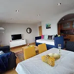 Western Harbour-Luxury Seaside Apartment By Sensational Stay Short Lets & Serviced Accommodation
