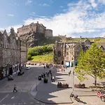 Entire Apartment In Edinburgh