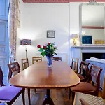 Central Edinburgh 5-Bedroom Flat