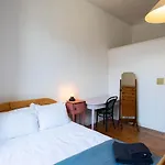 Central Edinburgh 5-Bedroom Flat