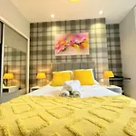Chic, Newly Reno\'D 1 Bed Open Plan, Nr The Meadows