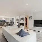 Luxury Architect Designed Apt 13 Mins To Royal Mile