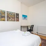 Stylish & Homely 2 Beds Flat Nearcity Centre