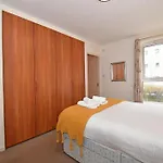 Dreamhouse Apartments Edinburgh Holyrood Park