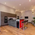 Bohemian Luxury Accommodation In The Heart Edinburghs Leith District