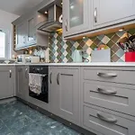 Pass The Keys Stunning Flat With Sea View And Parking