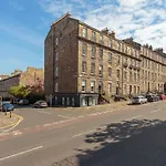 Beautiful Hideout In Center Of Edinburgh