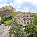 3 Bedrooms Flat In Central Edinburgh Old Town , Grassmarket Heart Of Edinburgh Flat Sleeps 6 , Eh1
