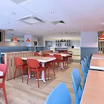 Travelodge Edinburgh Central