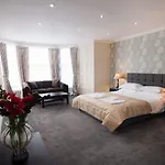 Palmerston Suites