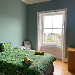 Montgomery Street Apartment