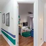 Stylish 2 Bedroom Apartment In Edinburgh