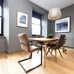 Joivy Luxury Home On George Street