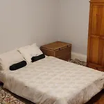 City Centre Flat - Sleep Upto 4