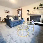 Old Town 2Br Flat Royal Mile Sleeps 5
