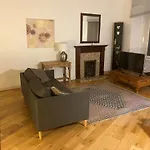 St Margaret\'S Loch Apartment