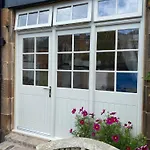 7A The Mews - Cottage In The City