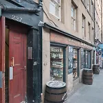 High Street Apartment