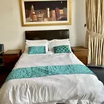 Large 5 Bedroom Flat In Marchmont Edinburgh