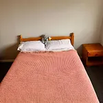 Double Room Close To Edinburgh Airport And Heriot Watt University