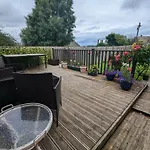Single Room With Beautiful Garden
