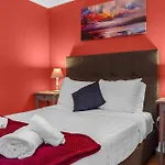 Charming Apartment In The Old Town
