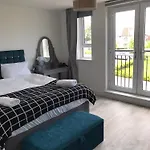 Large En Suite Bedroom For 2 Persons No Breakfast Provided