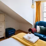 Charming 3 Bedroom Apartment In The Heart Of Vibrant Old Town