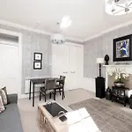 Joivy Exclusive Apartment At The Heart Of New Town