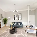 Castle View Apartment In The Heart Of Historic Old Town