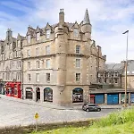 Castle View Apartment In The Heart Of Historic Old Town