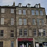Picardy Place Apartment