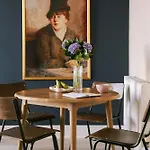 Sonder By Marriott Bonvoy Royal Garden Apartments New Town