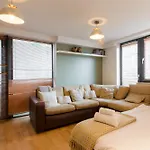 Modern Flat In The Middle Of Old Town