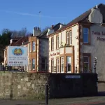Twin Lions Hotel