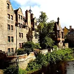 Dean Village - Lovely 2 Bed In Picturesque Dean Village With Balcony And Private Parking