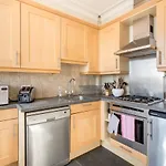 Altido Retro Castle Retreat 2Bed