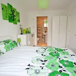 Gala Rooms Homestay - Free Parking