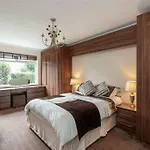 Hillhouse