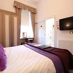 Bonnie\'S Guest House