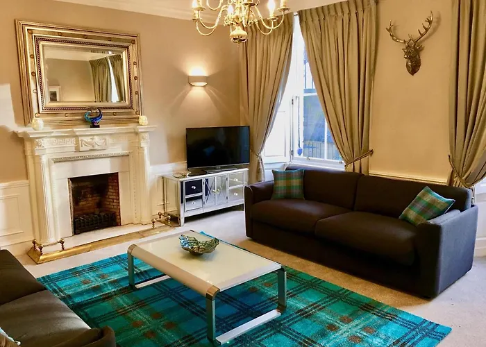 Escape To Edinburgh @ Abercromby Place