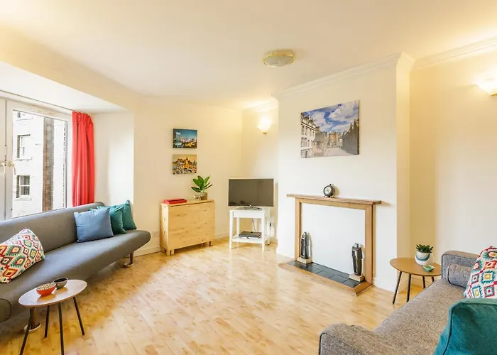 Pleasance Apartment