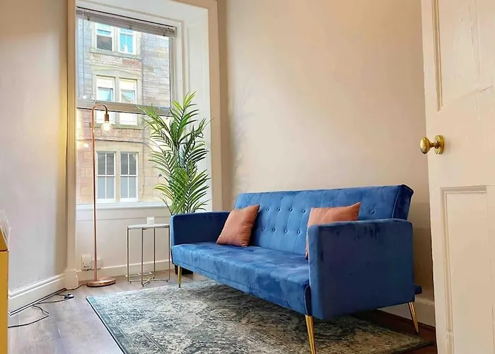 Cozy Apartment Central Edinburgh