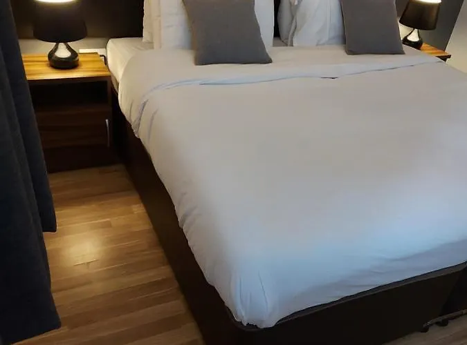 One Bedroom Apartment