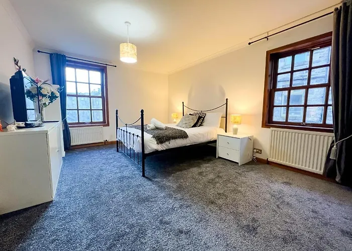 Old Town 2Br Flat Royal Mile Sleeps 5