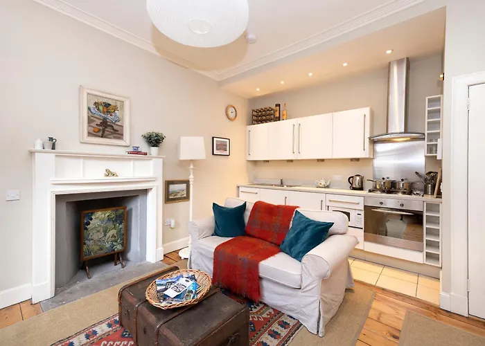 Charming Hideaway In Edinburgh City Centre
