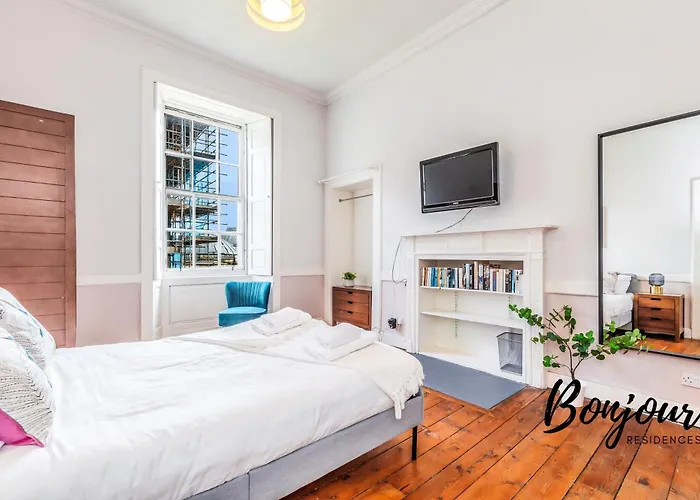Belleville Suite Central St James Quarter Free Offsite Parking & Views By Bonjour Residences Edinburgh