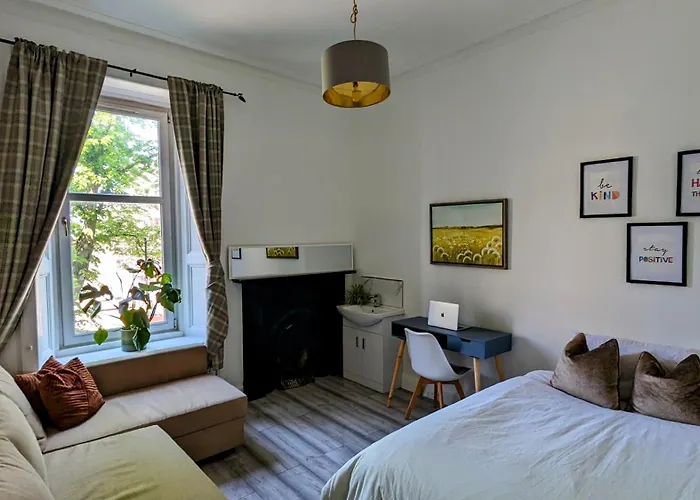 Friends Family Room City Center Edinburgh