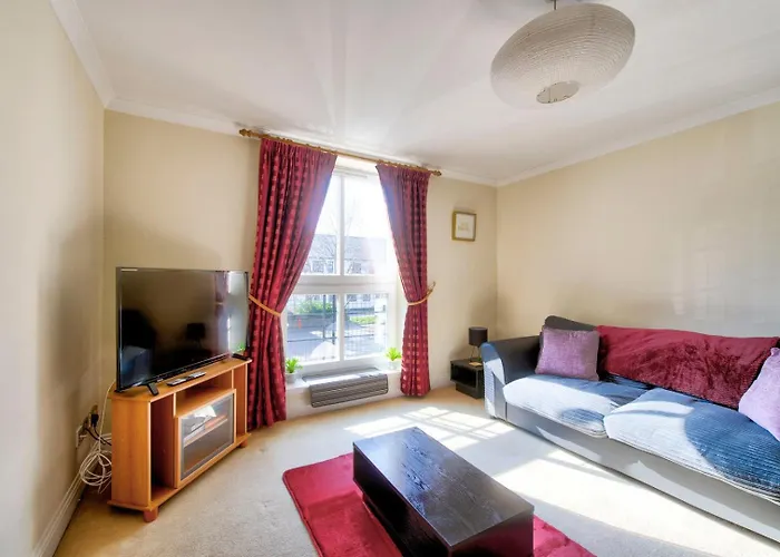 Guestready - Nice 3Bdr Apart W/ Private Parking